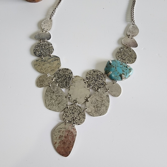 NEW Boho Western Turquoise Abstract Metal Statement Necklace - Picture 5 of 8